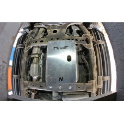 Nissan Navara D23/NP300 aliuminių dugno apsaugų komplektas