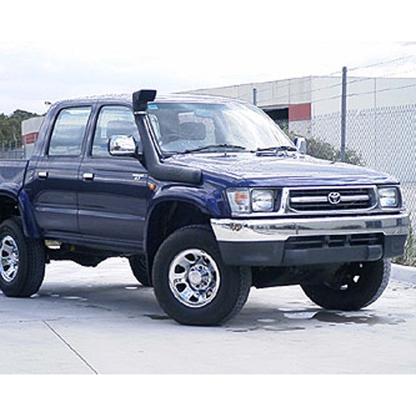 Toyota Hilux (1997-2005) / Jeep Cherokee XJ diesel snorkel