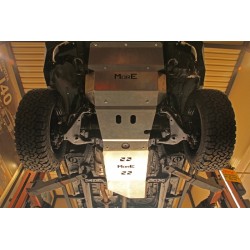 Toyota Hilux Vigo 2005-2011 aliuminių dugno apsaugų komplektas More4x4